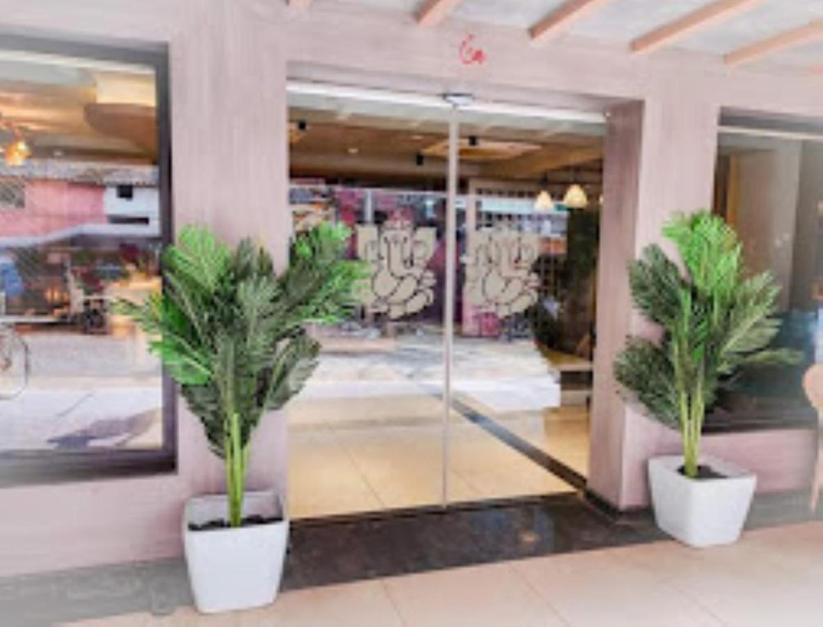 Hotel Raj Inn Bhubaneswar Exterior foto